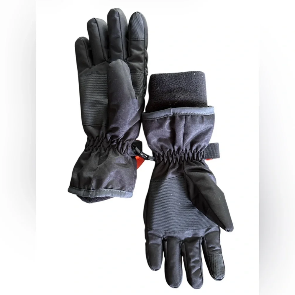 Hurley Water Resistant Thermal Ski Gloves featuring adjustable wrist straps